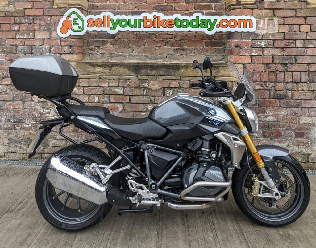 BMW R1250 R EXCLUSIVE BOUGHT IN PORTSMOUTH