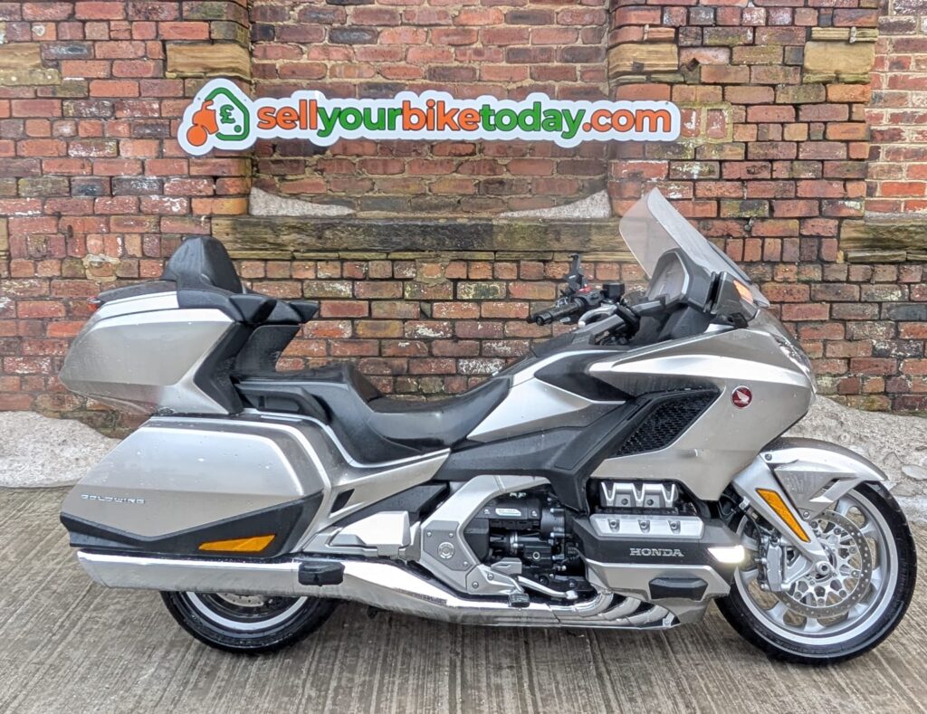 HONDA GL1800 GOLD WING TOUR ABS DCT & AIRBAG SOLD IN IPSWICH