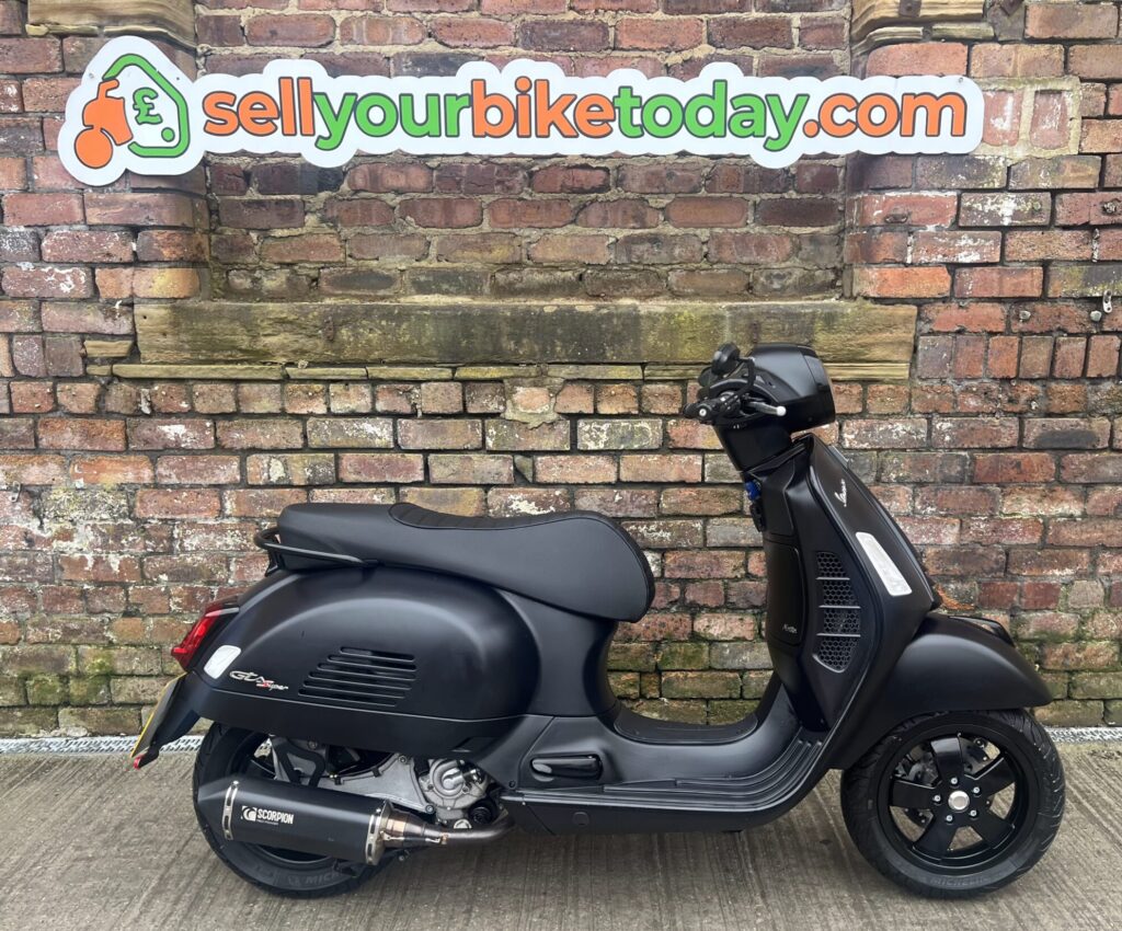 SELL YOUR VESPA GTS TODAY, INSTANT PAYMENT, COLLECTION WITHIN 24 HOURS