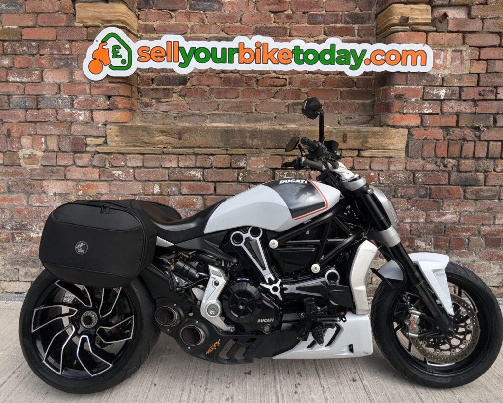 Sell you Ducati Diavel fast, quick, Nationwide collection