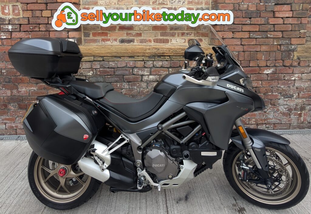 Sell my adventure 1200s multistrada with no charges
