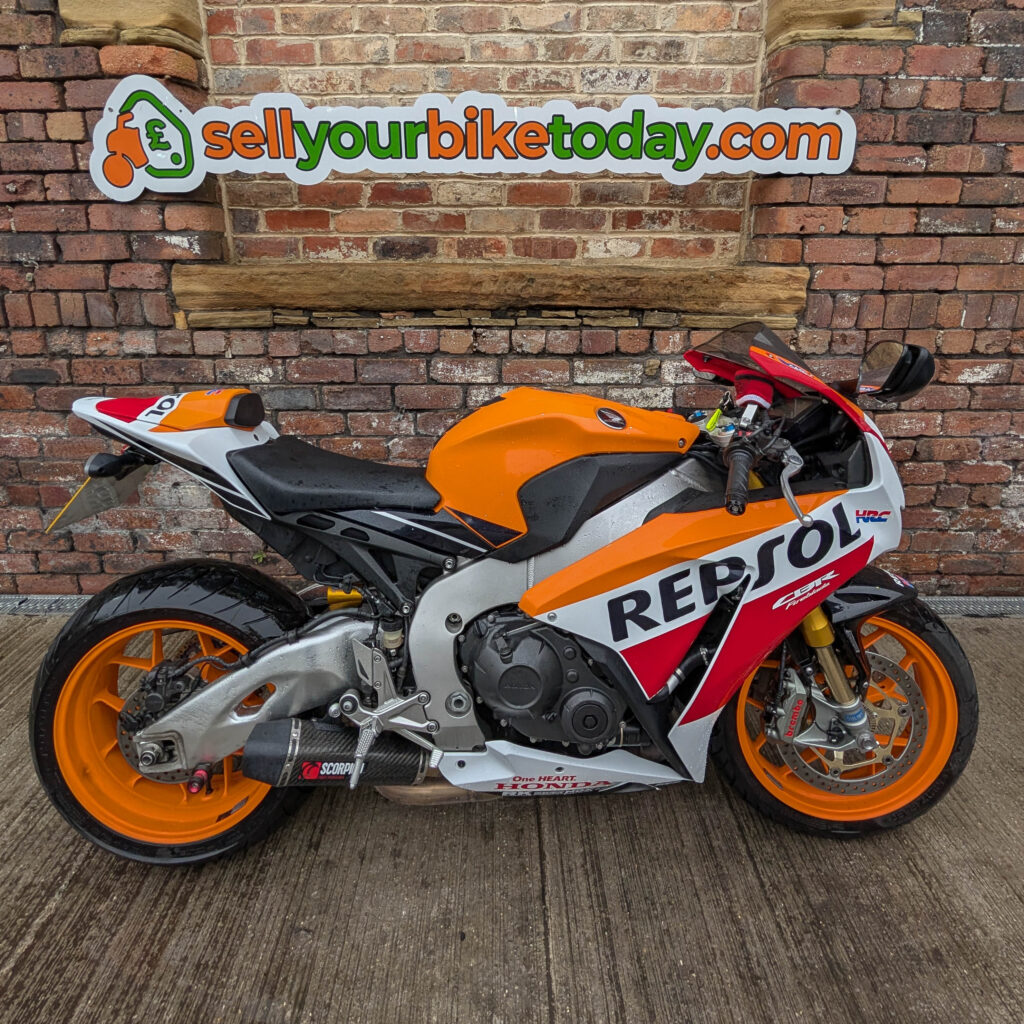 Sell my Honda CBR Repsol from your home address with a free 24 hours collection. Honda CBR Repsol purchased from Redcar