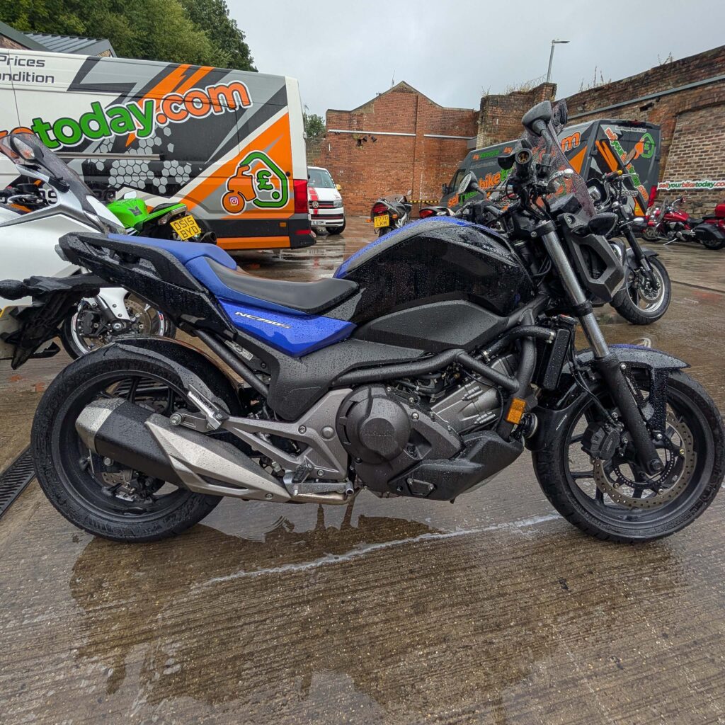 Sell your Honda NC750S from your driveway at a time that suits you. Honda NC750S purchased from Mold 