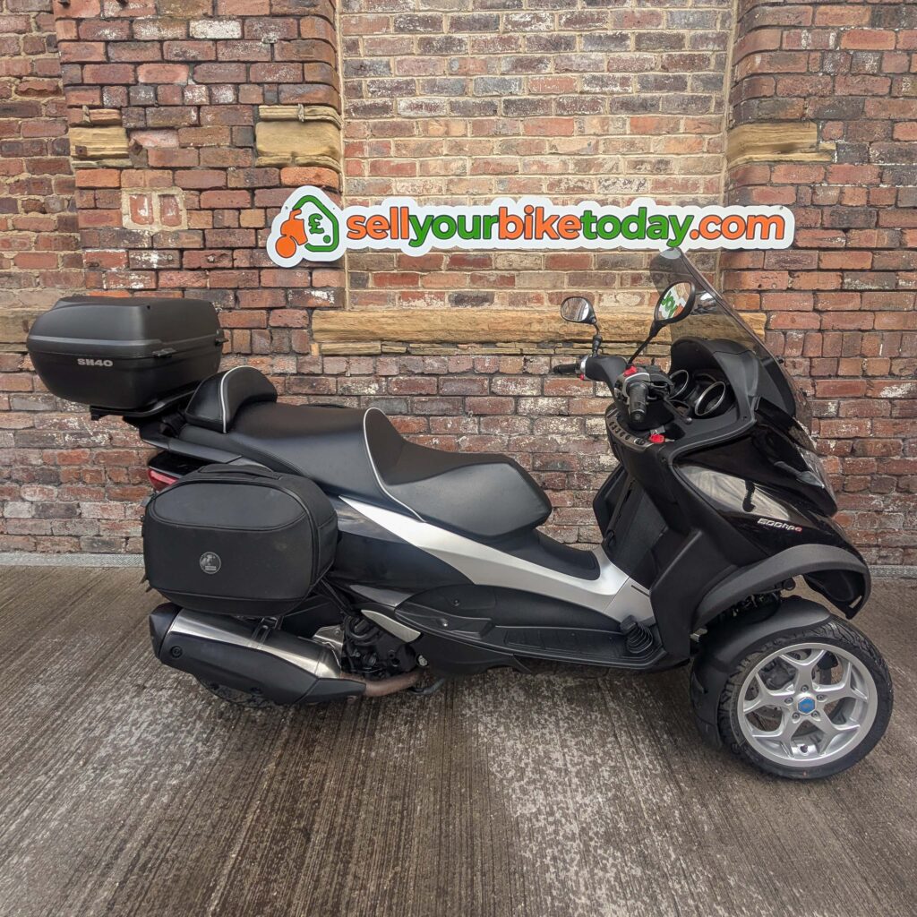 Sell your Piaggio MP3 500 today with a free 24 hour collection, Piaggio MP3 500 purchased from Halifax area