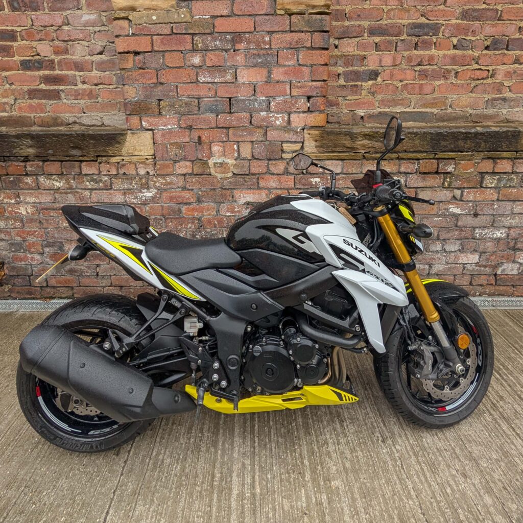 Sell my Suzuki GSX-S from your home address with a free 24 hours collection. Suzuki GSX-S purchased from Retford