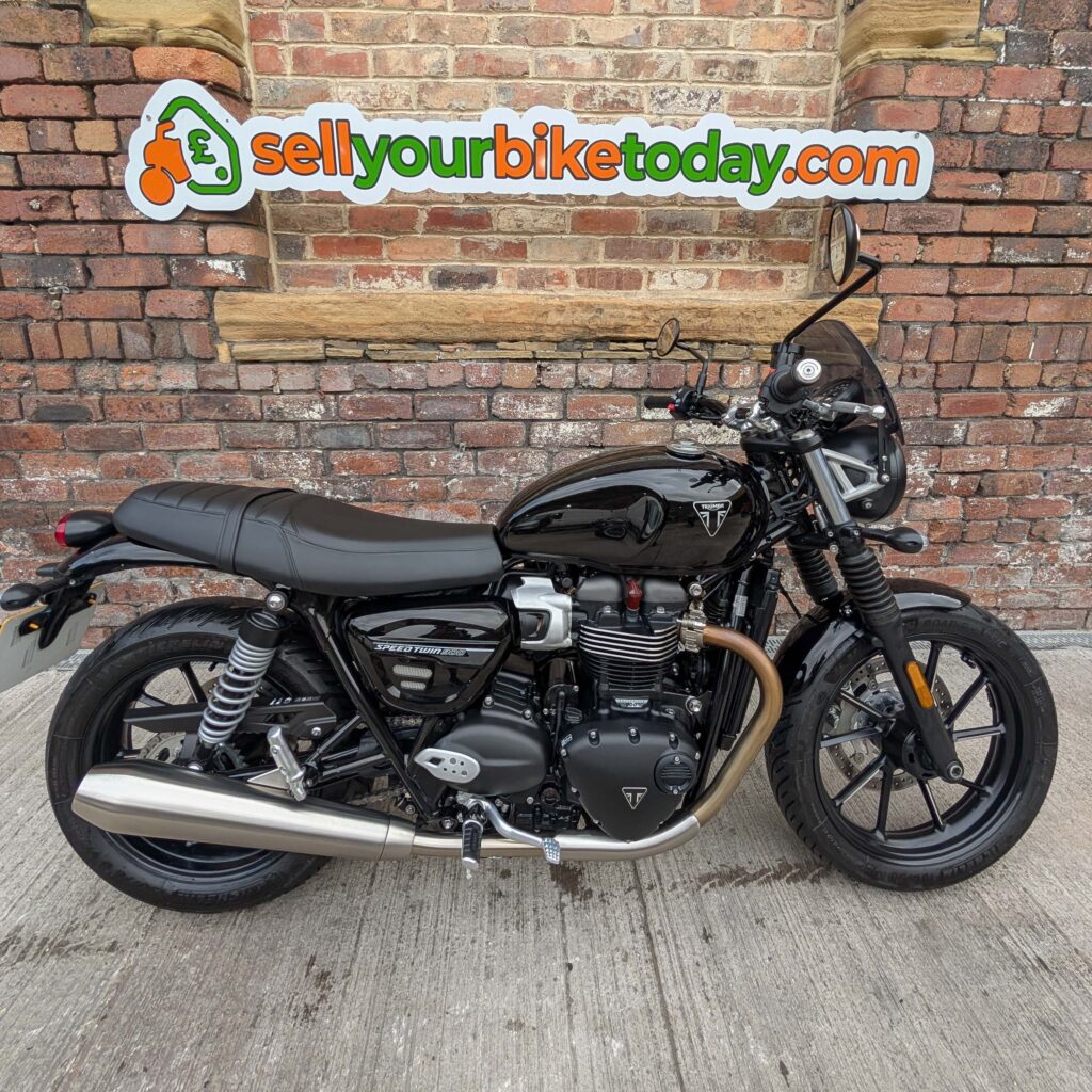 Sell your Triumph Speed Twin 900 today with a free 24 hour collection, Triumph Speed Twin 900 purchased from Bangor area