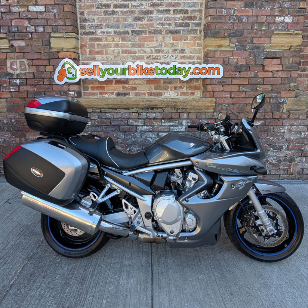 Sell your Suzuki Bandit S from your driveway at a time that suits you. Suzuki Bandit S purchased from Glasgow 